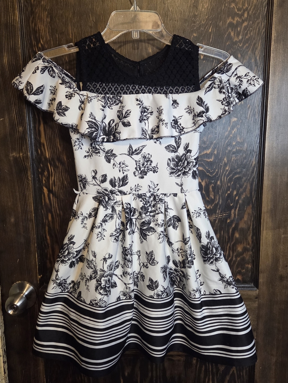 'Beautees' Girls Black & White Floral Ruffle Party Dress w/ Crochet Lace Top